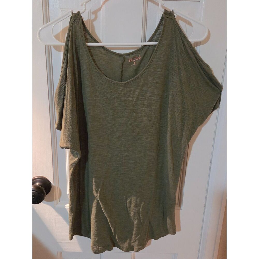 Women's Mudd Size Medium Olive Green Shirt